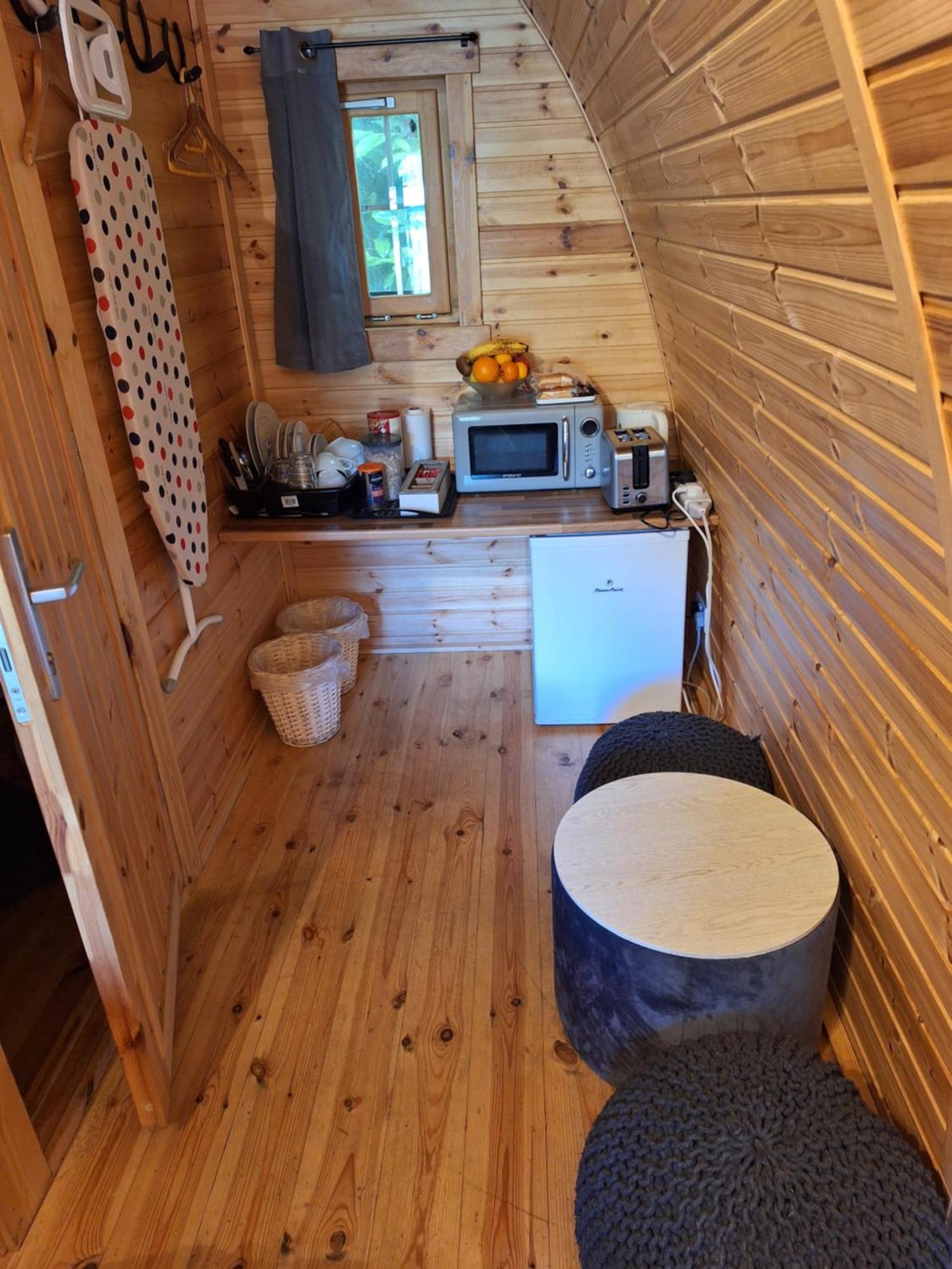 Log Cabin Kells  Exteriér fotografie